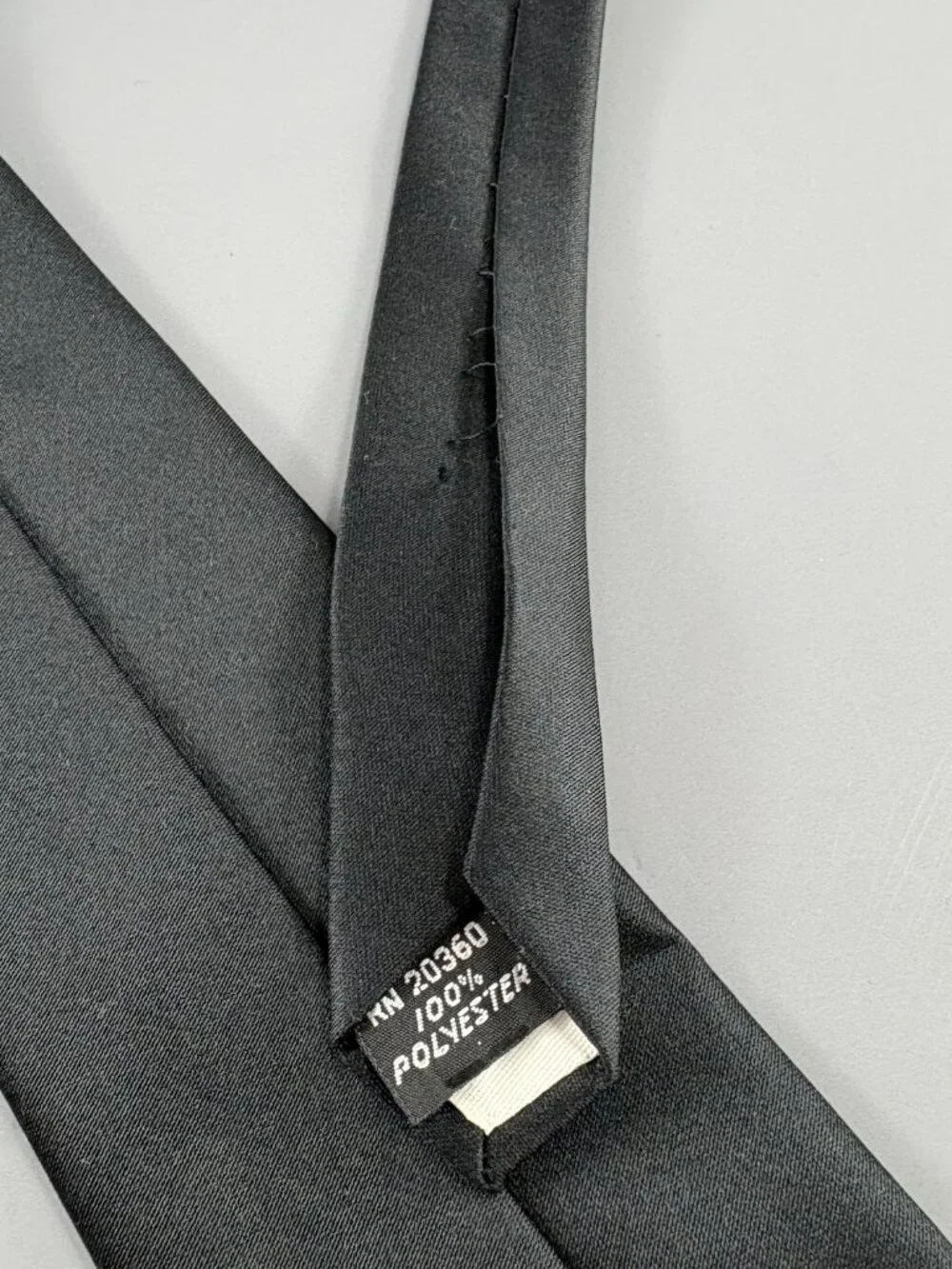 Vintage Austin Manor Black Solid Men's Tie 3